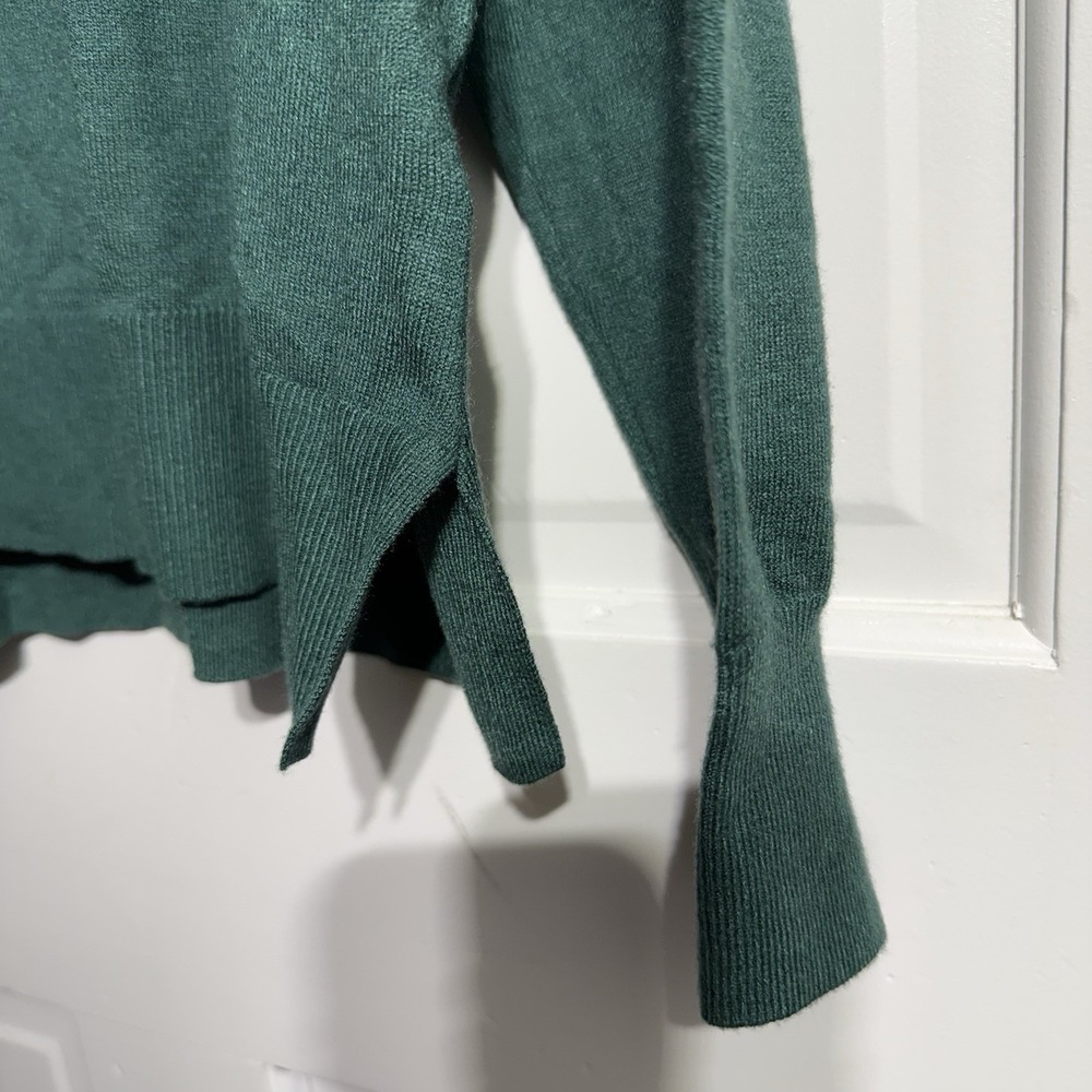 Rae Dunn Womens XL Sweater Pullover Crewneck Green Holiday  Christmas Cozy Soft - Picture 4 of 12
